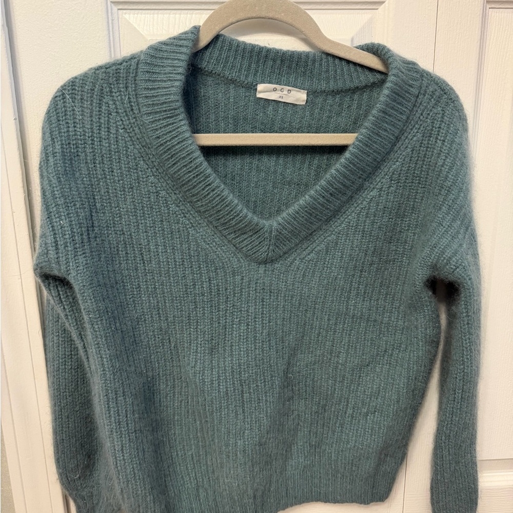 OGD V-Neck Sweater in Teal